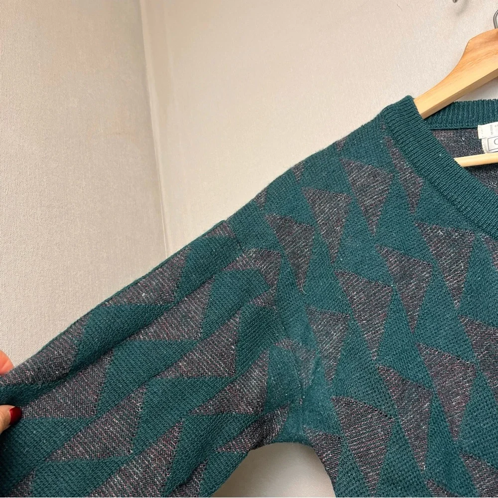 Vintage Christian Dior V Neck Wool Acrylic Blend Green‎ Triangles Print Size L